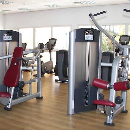 Hurghada Suites & Apartments Serviced By Marriott Екстер'єр фото Modern gym equipment